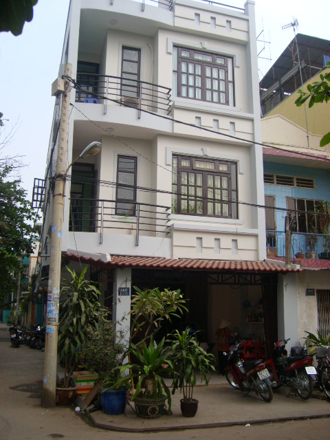 cho-thue-phong-day-du-tien-nghi-quan-10-room-for-rent-district-10